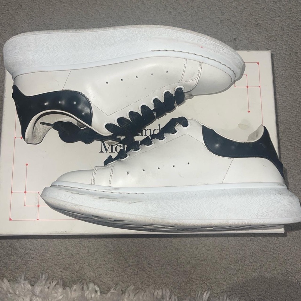 Alexander Mcqueen sneakers